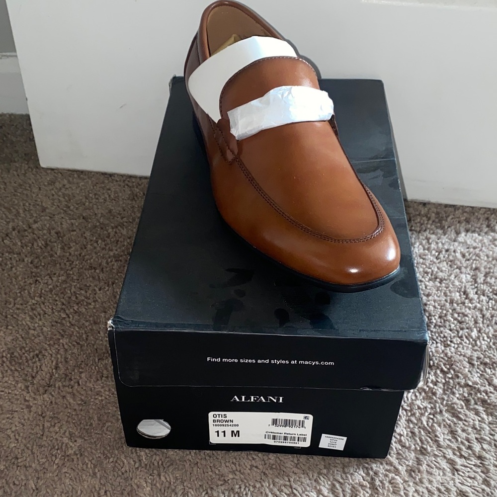 Alfani Men's Tan and White Loafers